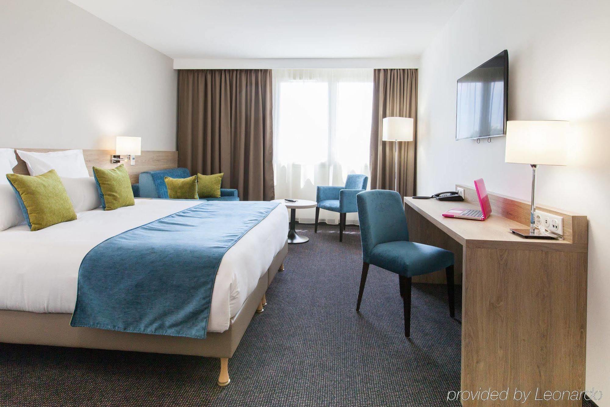 Quality Hotel Bordeaux Pessac Ґрадіньян Екстер'єр фото